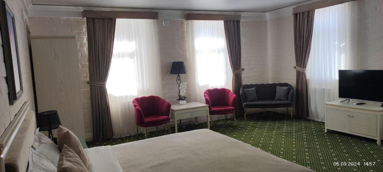 Bek Plus Hotel Takchilik Exterior foto